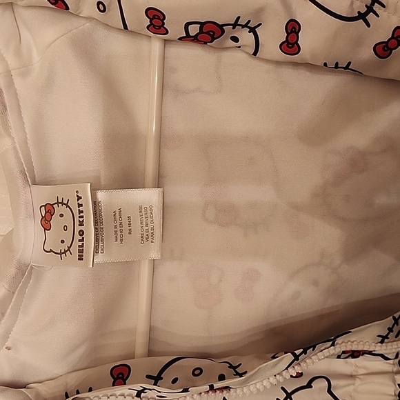 Hello Kitty White and Red Patterned Jacket - Picture 2 of 3